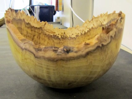 The finished wobbly bowl